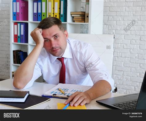 Tired 的图像结果