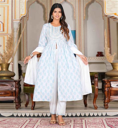 YASH GALLERY Women's White Floral Embroidered Gathered Kurta with Pant ...