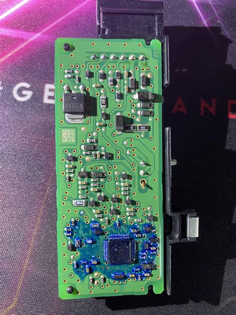 Corolla Smart Key Module Location 的图像结果