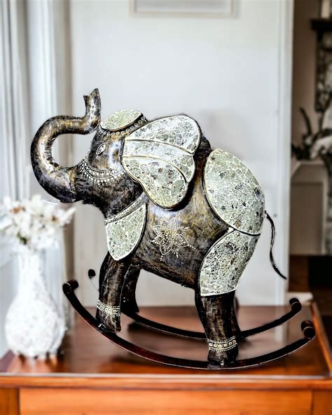 Rocking Elephant Handmade Mosaic Glass Work - 20 inches – Artisi