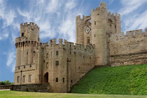 Warwick Castle - started building this castle in 1068 by William the Conqueror. English Castles ...