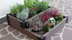 vasi per erbe aromatiche creare un angolo fiorito sul terrazzo o in giardino con la vasi per erbe aromatiche creare un angolo fiorito sul terrazzo o in giardino con la