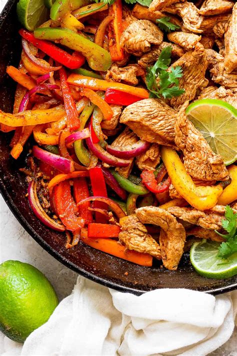 Chicken Fajita Bowl - The Wooden Skillet