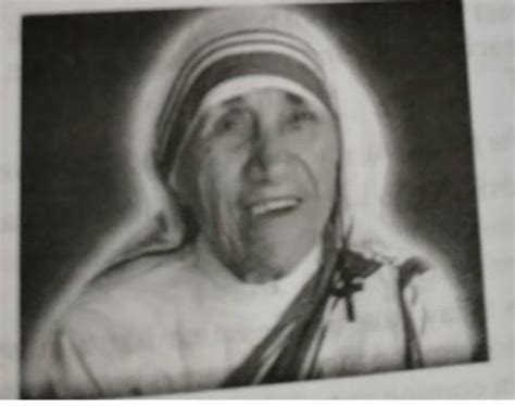 Write a descriptive paragraph on Mother Teresa. ( Of 100-120 words ...