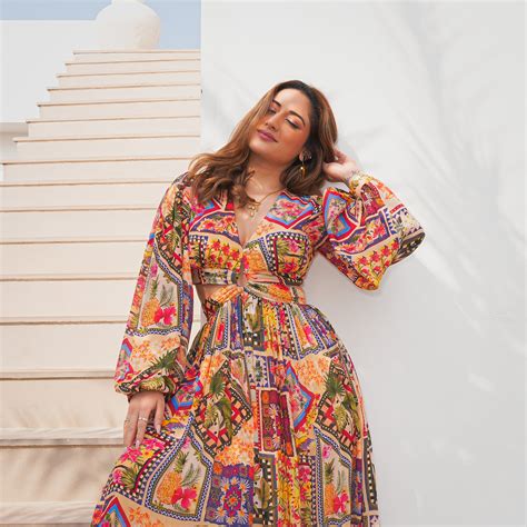 Chromatic Drift Long Dress – Ordinaree