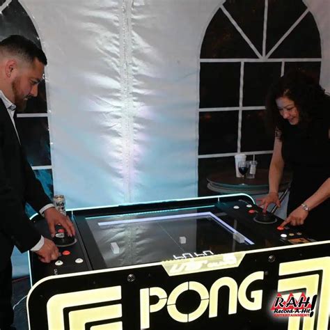 PONG Arcade Game | Record-A-Hit Entertainment