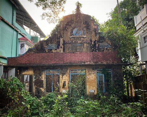 Munnar Expeditions | Pooja holidays