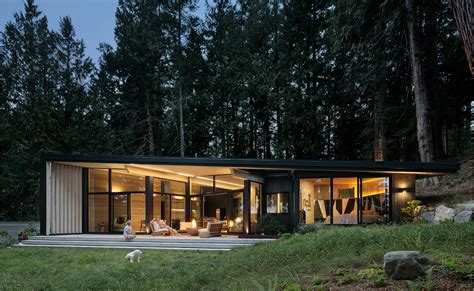 Halfmoon Bay Cabin - RJCross Architectural Products Ltd.