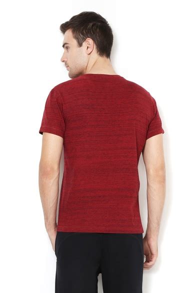 Buy Men Red Solid Crew Neck T-Shirts Online - 224271 | Van Heusen
