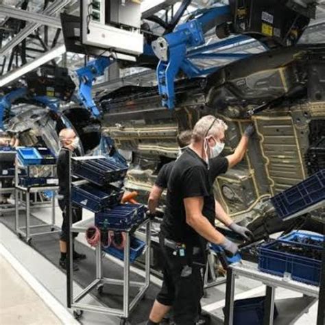 Investor Sentiment Deteriorates in Euro Zone Amid Concerns