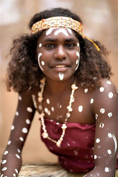Indigenous Australian Clothing: Styles & Designs
