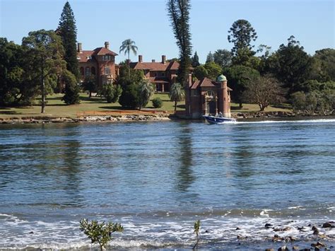 THE BEST Ryde Shopping Hotels 2025 (with Prices)
