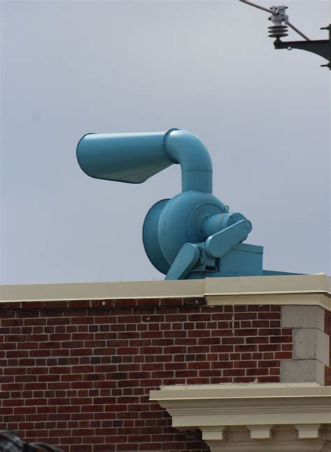 You can still find Cold War-era nuclear air raid sirens hidden in plain ...