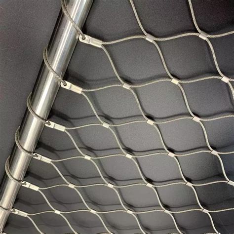菱形钢板网防护网 304不锈钢钢板网养殖装饰踏板安全防盗一体拉伸-淘宝网
