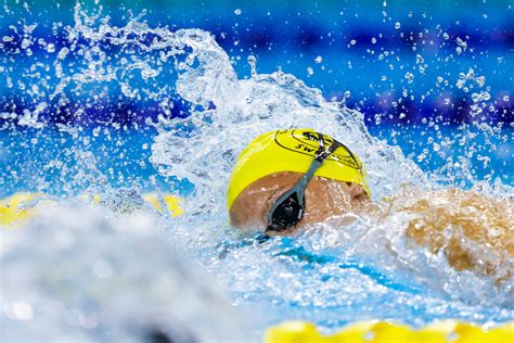 Summer McIntosh Swimming 的图像结果