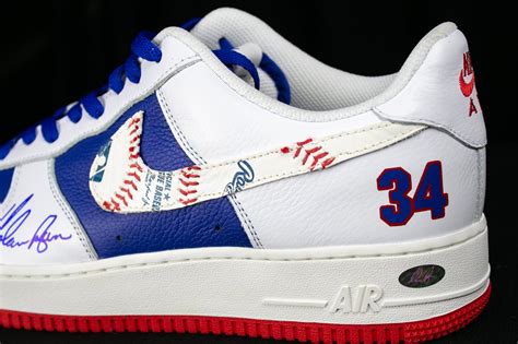 Custom Ryan Express 1 - Nolan Ryan Foundation