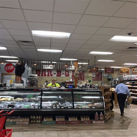 WOODY'S SMOKEHOUSE SHELL, Centerville - Restaurant Reviews, Photos ...