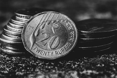 Rupee plummets to record low of 95.73 as Middle East crisis stokes ...