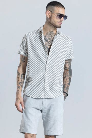 Buy Men's Snug Grey Checked Shirt Online | SNITCH