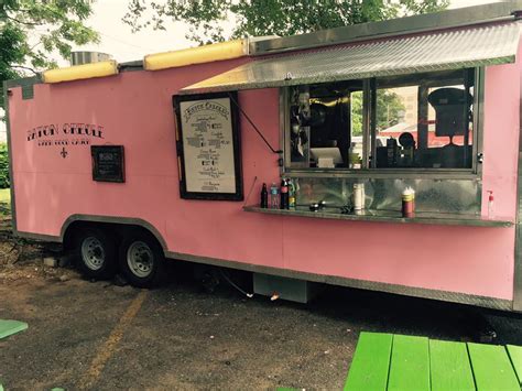 Rainey Street Food Truck Lot Austin Tx 78701