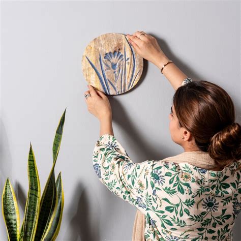 Indianshelf Wooden Lavender Blue Floral Wall Plates Set of 6