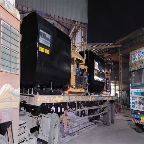 Bitumen Pressure Distributor - Semi-Automatic, Durable, and Reliable at ...