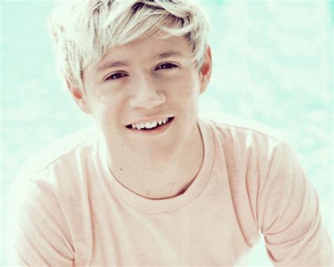 ONE DIRECTION - NIALL HORAN