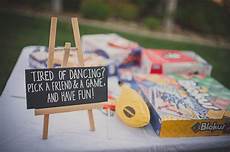 Gamer Wedding Ideas by 10 Awesome Wedding To Keep Guests Entertained Gamer Wedding Ideas