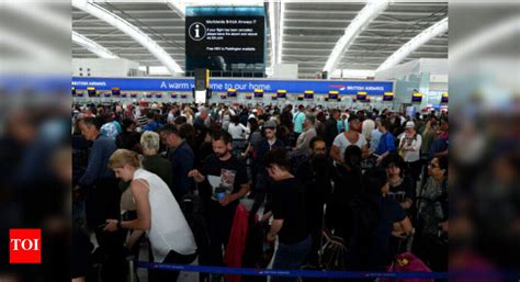British Airways IT crash: Passengers face third day of disruption ...
