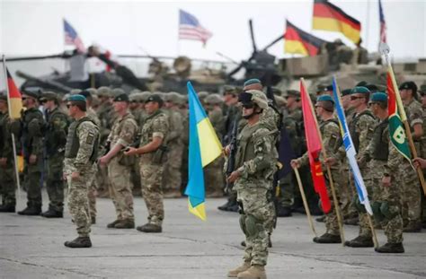 俄军全面进攻乌克兰，需要多少兵力？乌军中将给出答案，你信么？