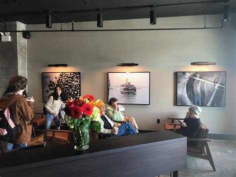 See inside Starbucks in Empire Outlets - silive.com