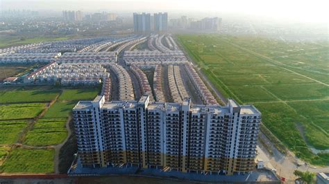 Buy 2 And 3 BHK Flats, Apartment in Greater Noida | Flats, Apartment ...