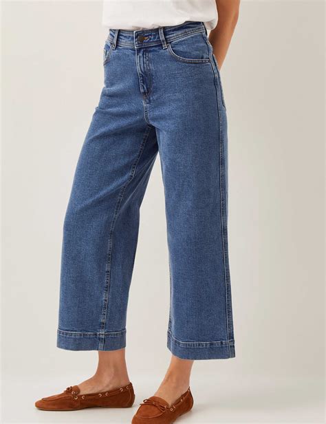 Women’s Cropped Jeans at M&S