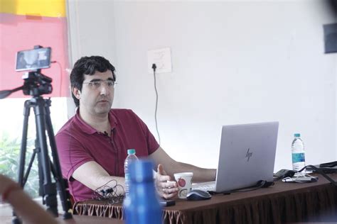 Microsense Kramnik Gelfand Program 2020 Day 9: The most unique chess ...