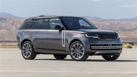 2025 Land Rover Range Rover Photos: Interior, Exterior, and Videos