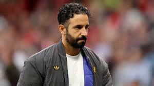 Sudah Ada Pengganti, Ruben Amorim Disarankan CORET Pemain "Tak Berguna ...