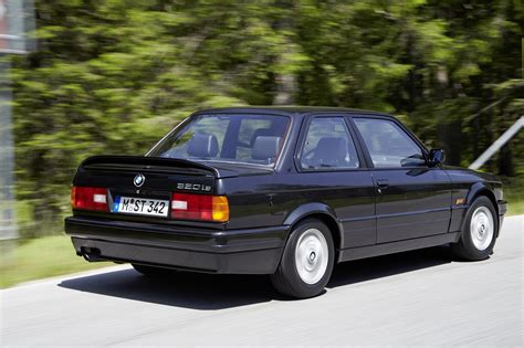 BMW 3 Series Coupe (E30) specs & photos - 1982, 1983, 1984, 1985, 1986 ...