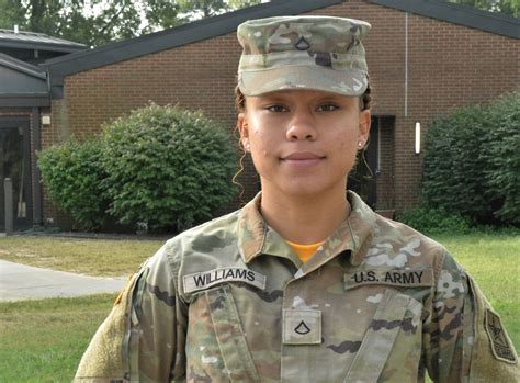 Meet Your Army – Pfc. Ta’Naya Williams training at Fort Lee, Virginia | Article | The United ...