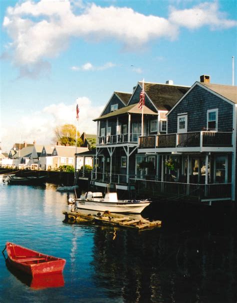 Careers | Marine Home Center