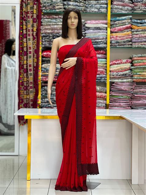 Red Georgette Saree With Black Thread Embroidery & Contrast Border ...