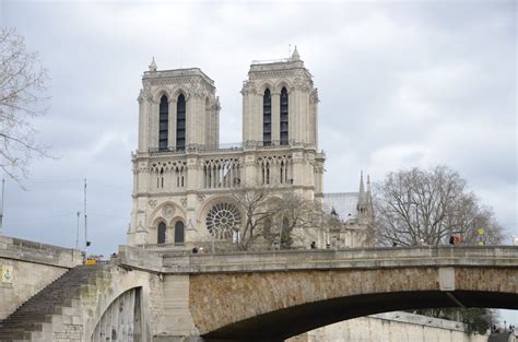 巴黎圣母院2K高清壁纸，重建后也不是原版了，赶快收藏！|巴黎圣母院|石像|原版_新浪新闻