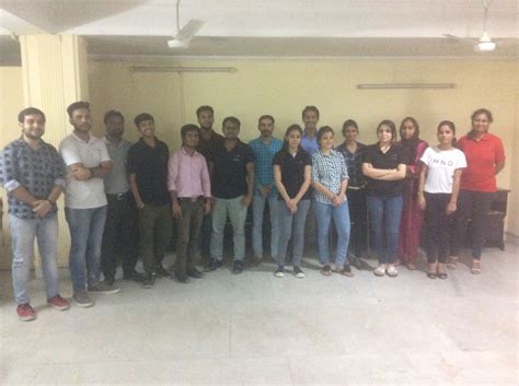 Absolute People Screen Office Photos