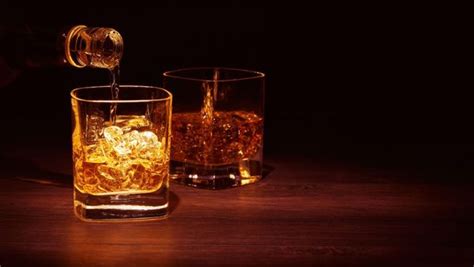 Best whisky bottles from big brands under INR 8000