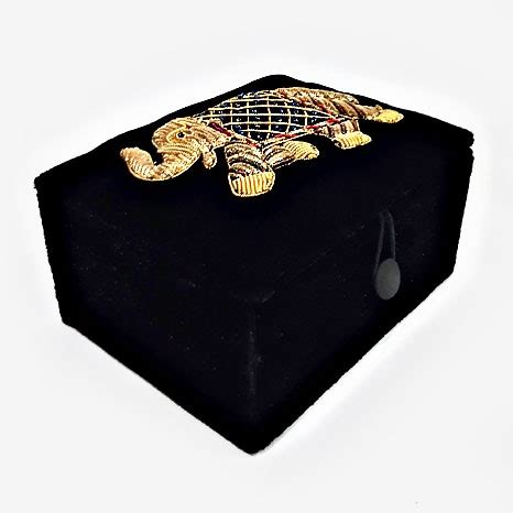 Elegant Velvet Box (Product Code 3135) at Rs 400.00