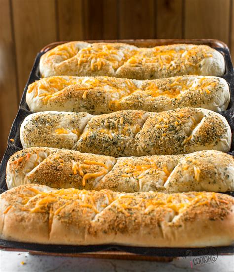 Subway Bread Recipe (Italian Herb and Cheese Copycat) (Italian Herb and ...