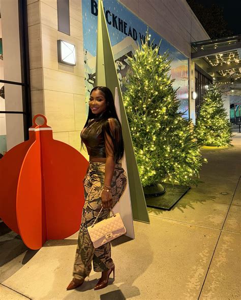 Little Ms. Golden | 🍂🍁 top @tropicbabecollection | Instagram