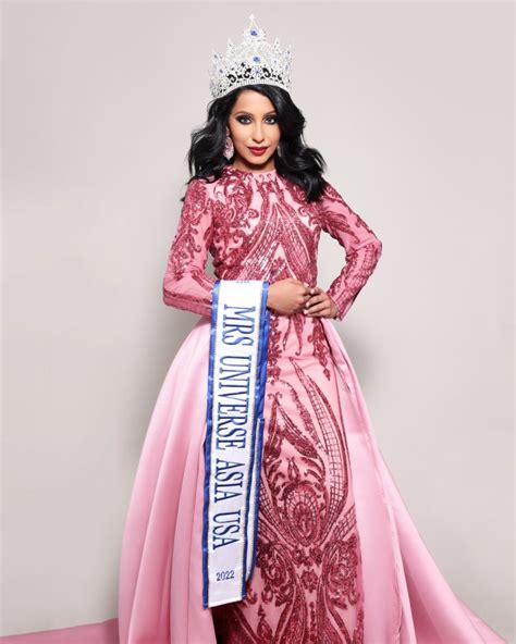 Dr.Shreyaa Sumi, MrsUniverse Asia USA 2022 has bagged Asia's Lifetime ...