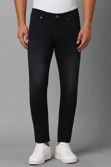 Buy Men Black Light Smart Fit Jeans Online - 39639444 | Louis Philippe