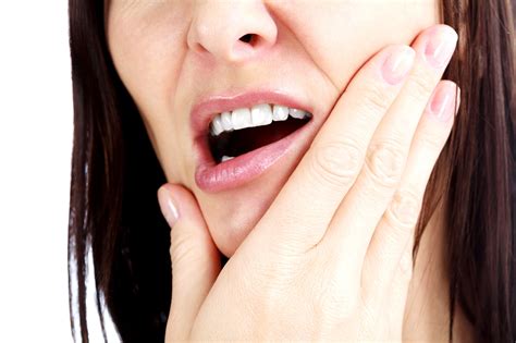 Five Possible Reasons Your Jaw Pops When Chewing