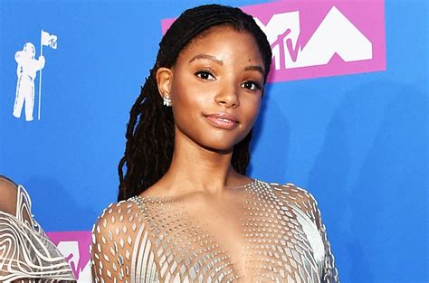 A Halle Bailey non interessano le reazioni al suo ingaggio per La Sirenetta
